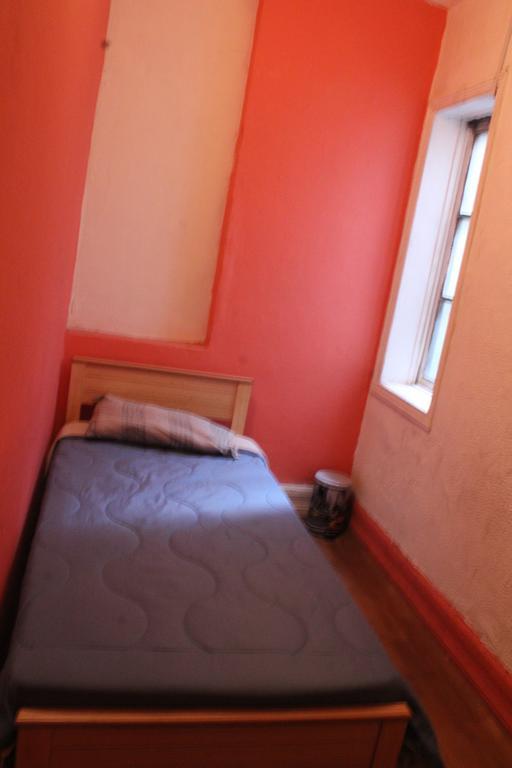 Hostal Barrio Brasil Сантьяго Экстерьер фото