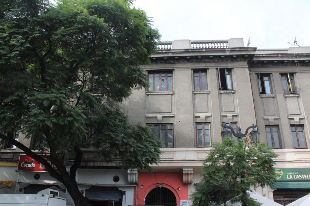 Hostal Barrio Brasil Сантьяго Экстерьер фото