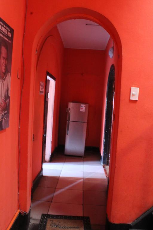 Hostal Barrio Brasil Сантьяго Экстерьер фото